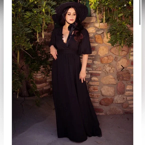 La Femme En Noir Odyssey Dress - Picture 1 of 6